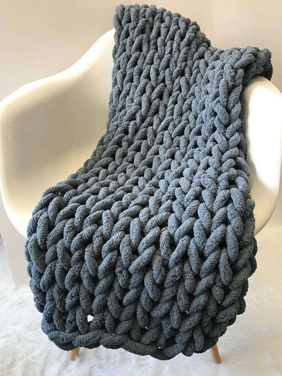 Knitted Wool Dark Grey